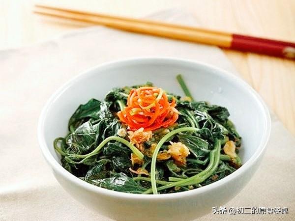 餐厅的烫青菜，就是那么好吃，只因他们在滚水里加了3样东西  -图2