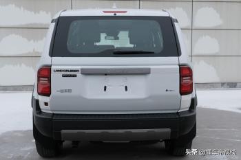 新车 | 预售47万元起，中大型硬派SUV，全新一汽丰田普拉多实车曝光  -图2