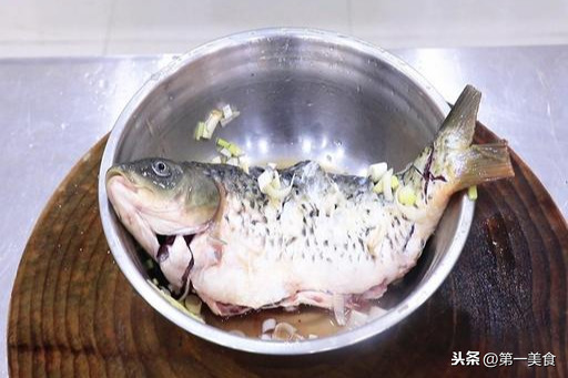 红烧鱼好吃有诀窍！学会这个正确步骤，鱼肉鲜嫩入味、好吃下饭快  -图4