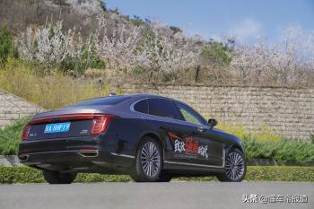 新车｜试驾红旗H9 3.0升V6版，不谈情怀它是一辆好车吗？  -图5